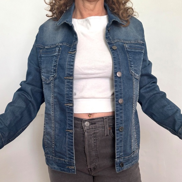 Reversible Floral Denim Jacket - Picture 2 of 10